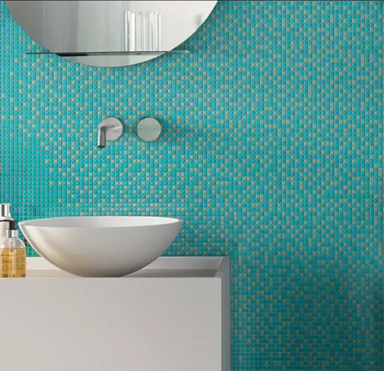 Papel Decorativo, Celosías, Mosaicos y Pétreos: Mosaico a medida de interior de exterior de baño de Appiani