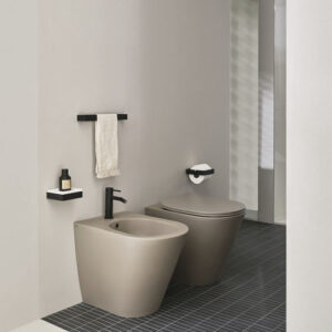 Inodoro de pie MARE - MRVAK - AVENA - Cielo