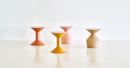 Mesita auxiliar de diseño original SHAPE - Viccarbe - Imagen 3