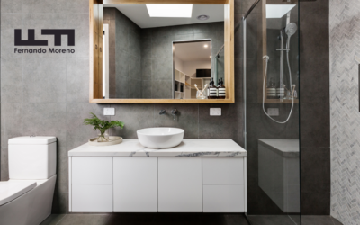 Muebles de baño suspendidos para baños pequeños: sensación de amplitud y limpieza diaria