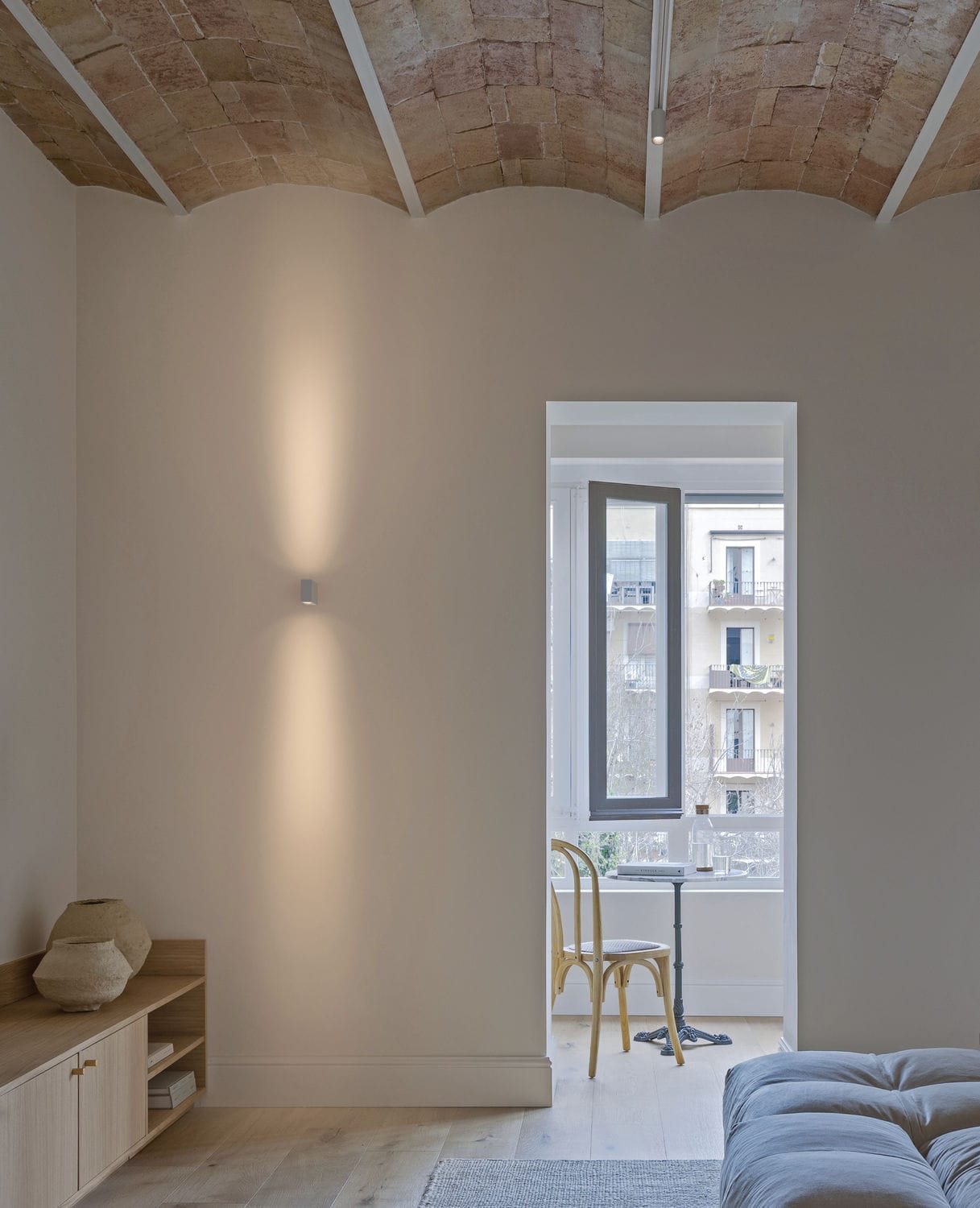 Aplique contemporáneo Offset - Vibia - Imagen 2