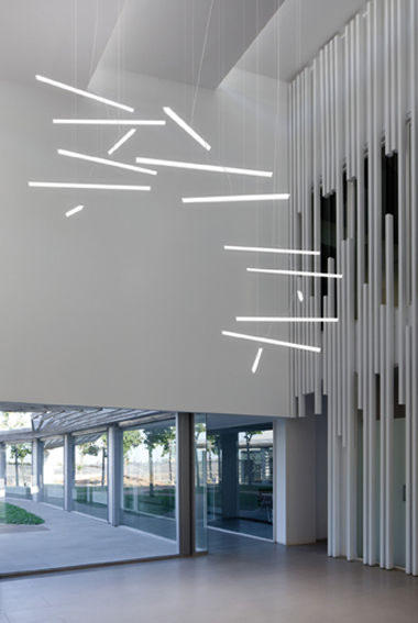 Lámpara suspendida Halo Lineal - Vibia - Imagen 3