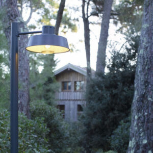 Farola urbana Faktory - Roger Pradier