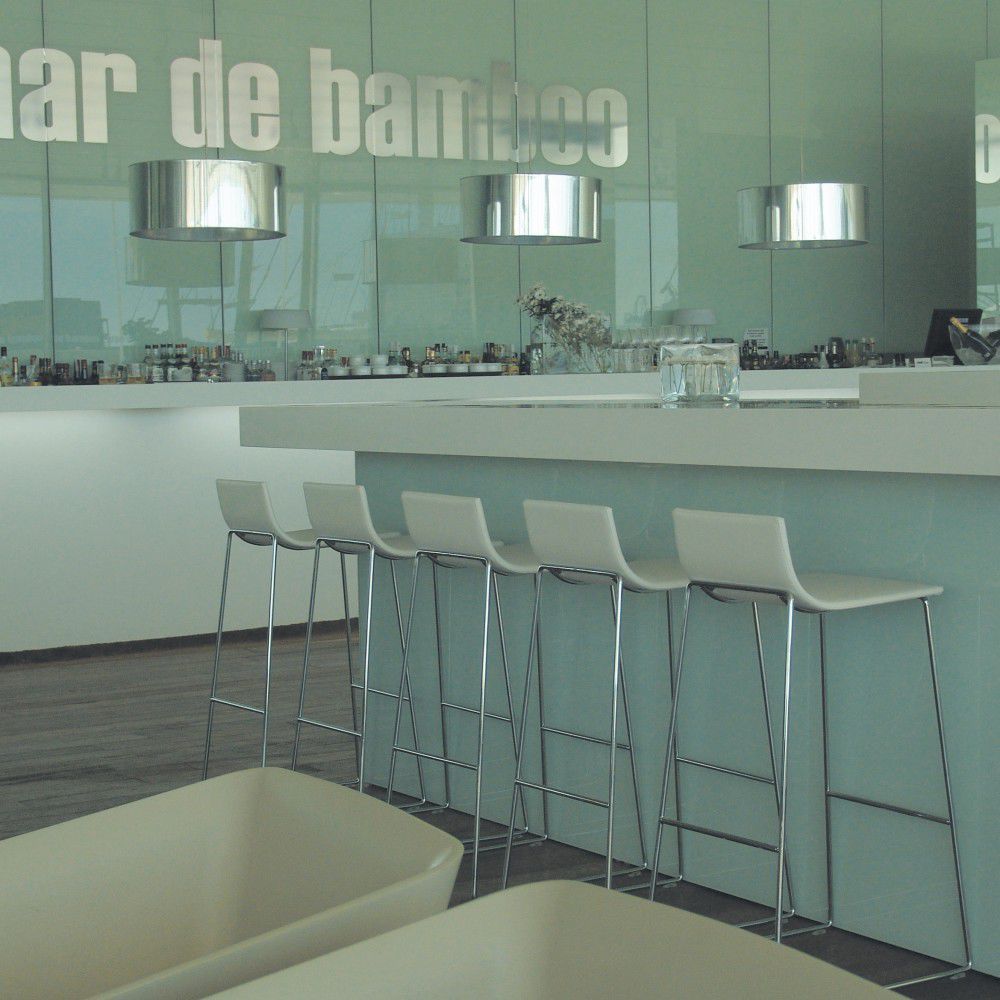 Silla de bar de diseño LINEAL - Andreu World - Imagen 2