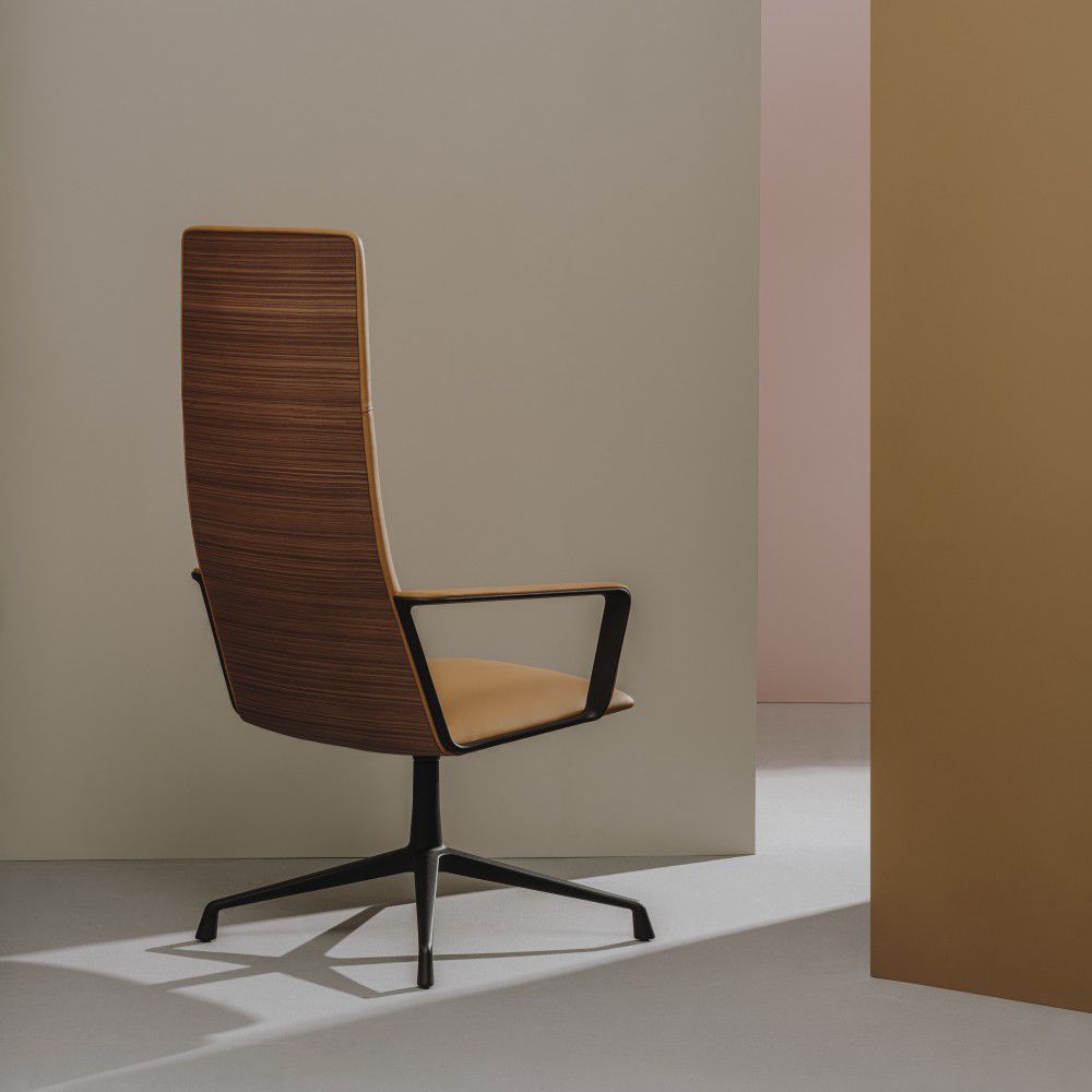 Silla contemporánea CAPRI - Andreu World - Imagen 6