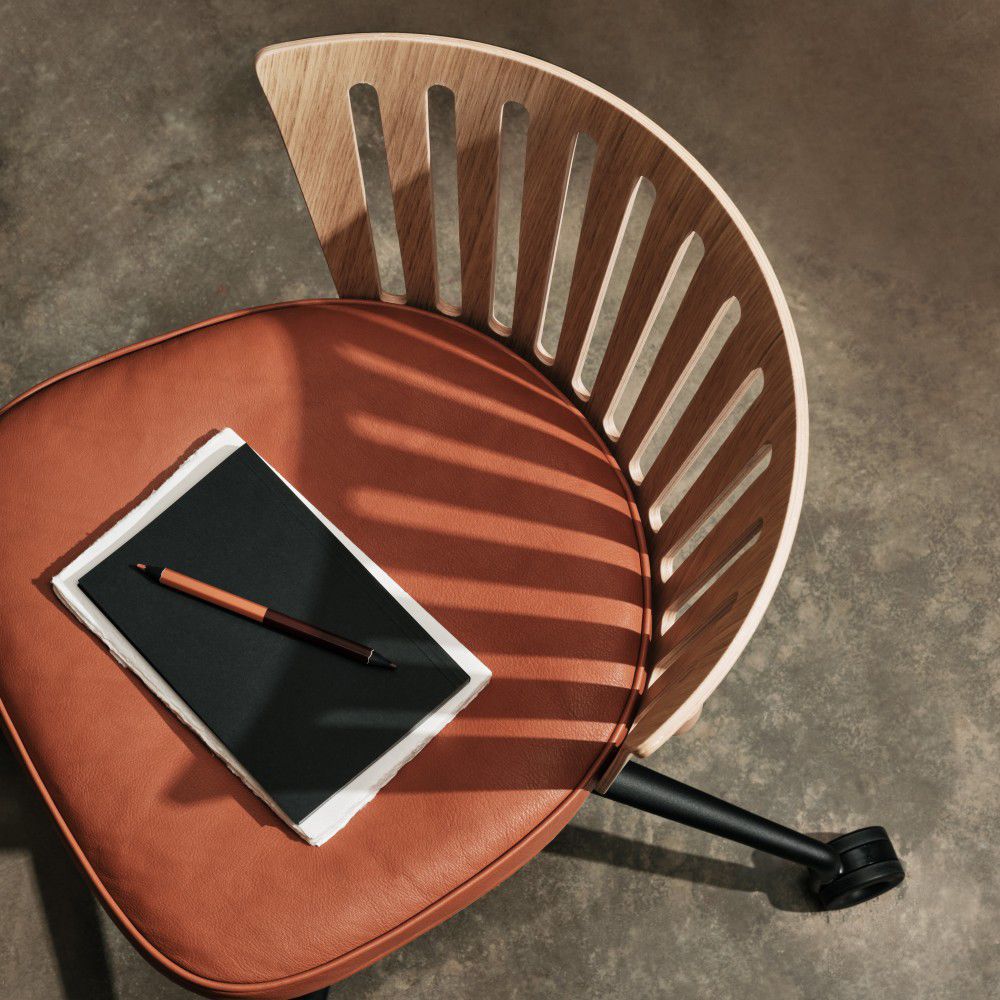 Silla contemporánea OLENA - Andreu World - Imagen 4