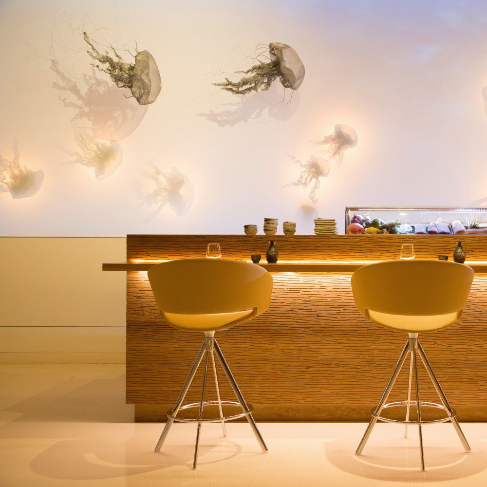 Taburete de bar contemporáneo RONDA - Andreu World - Imagen 4