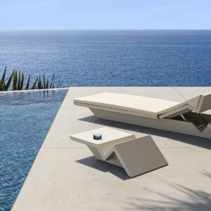 Mesita auxiliar de diseño original REST - Vondom