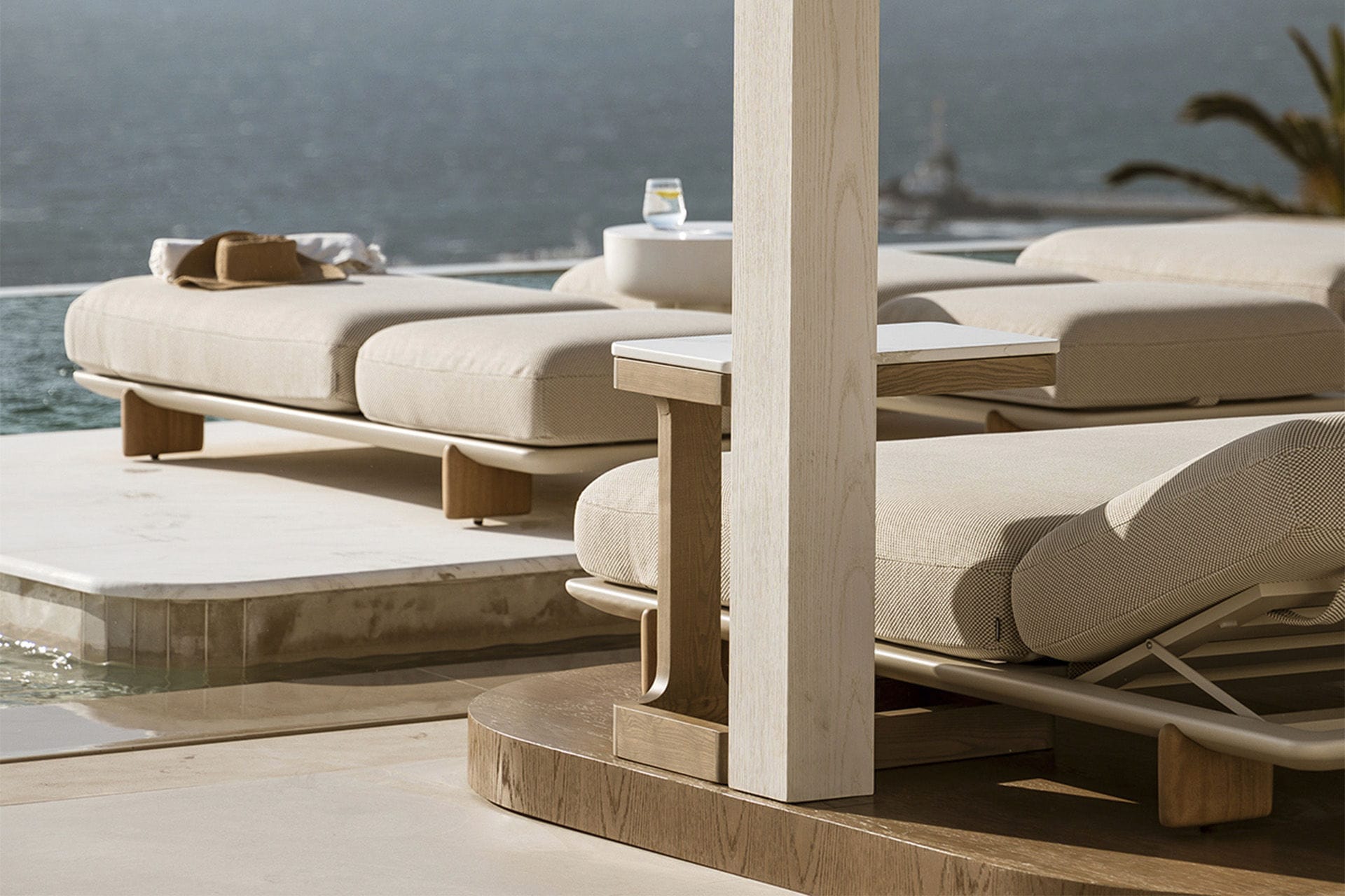Diván contemporáneo Milos - Vondom - Imagen 3
