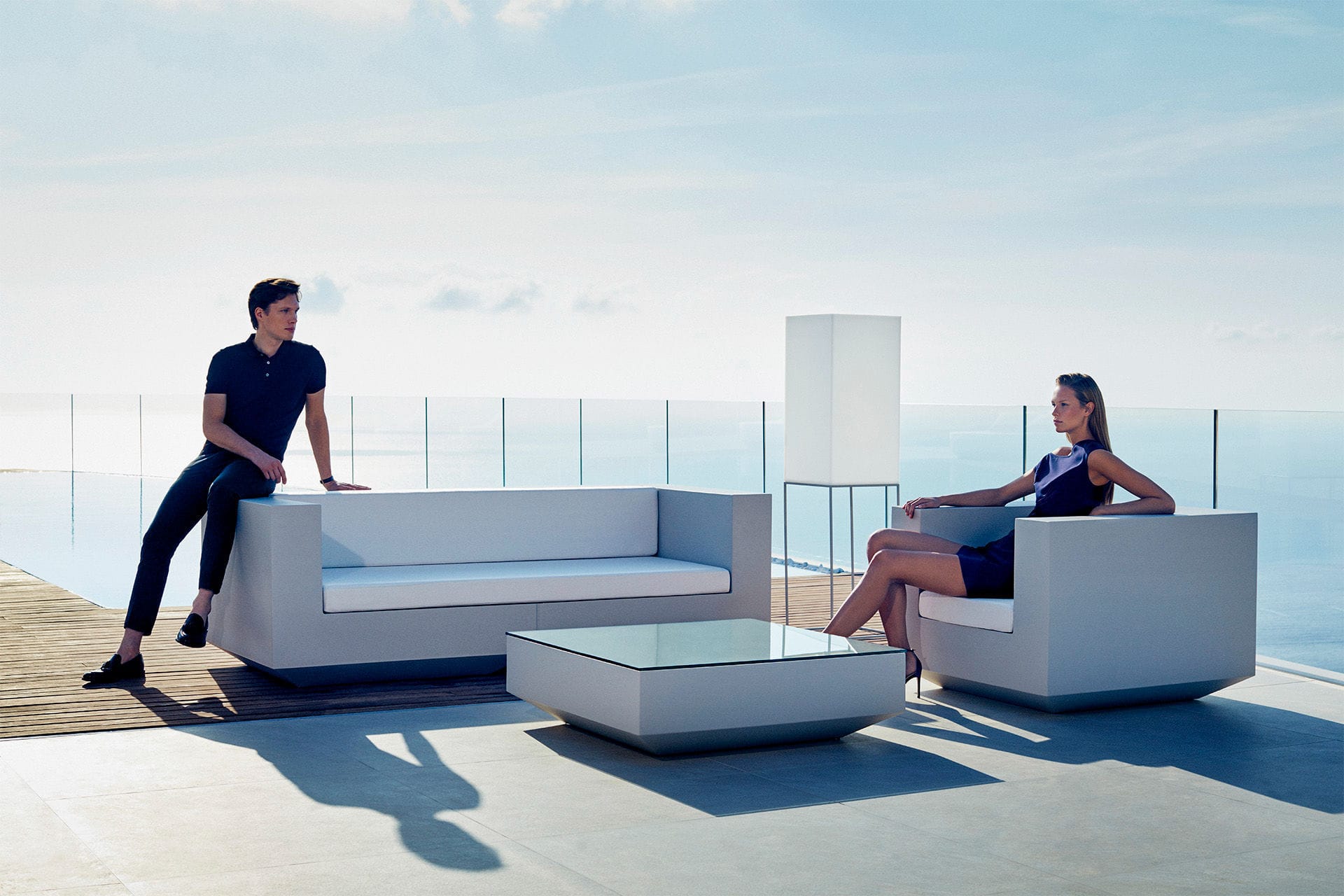 Mesa de centro contemporánea VELA - Vondom - Imagen 9