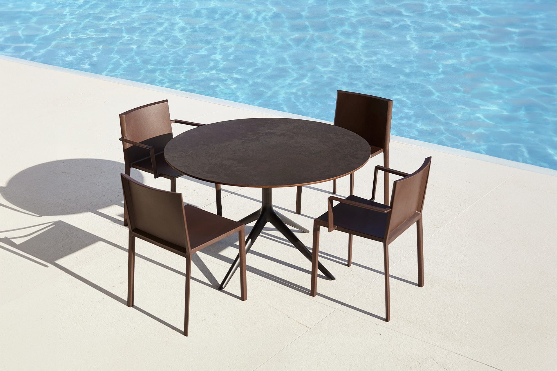 Base de mesa de aluminio lacado MARI-SOL - Vondom - Imagen 8