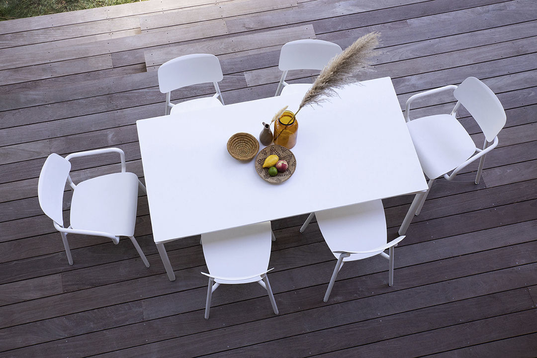 Mesa de comedor contemporánea CALVI - Fermob - Imagen 3