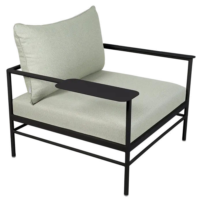 Sillón contemporáneo RIVAGE con reposabrazos - Fermob