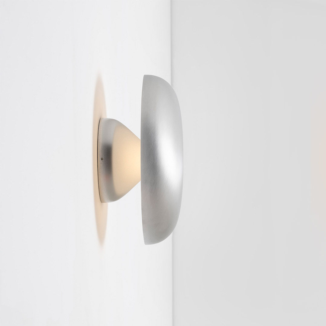 Aplique minimalista KNOP - Artemide