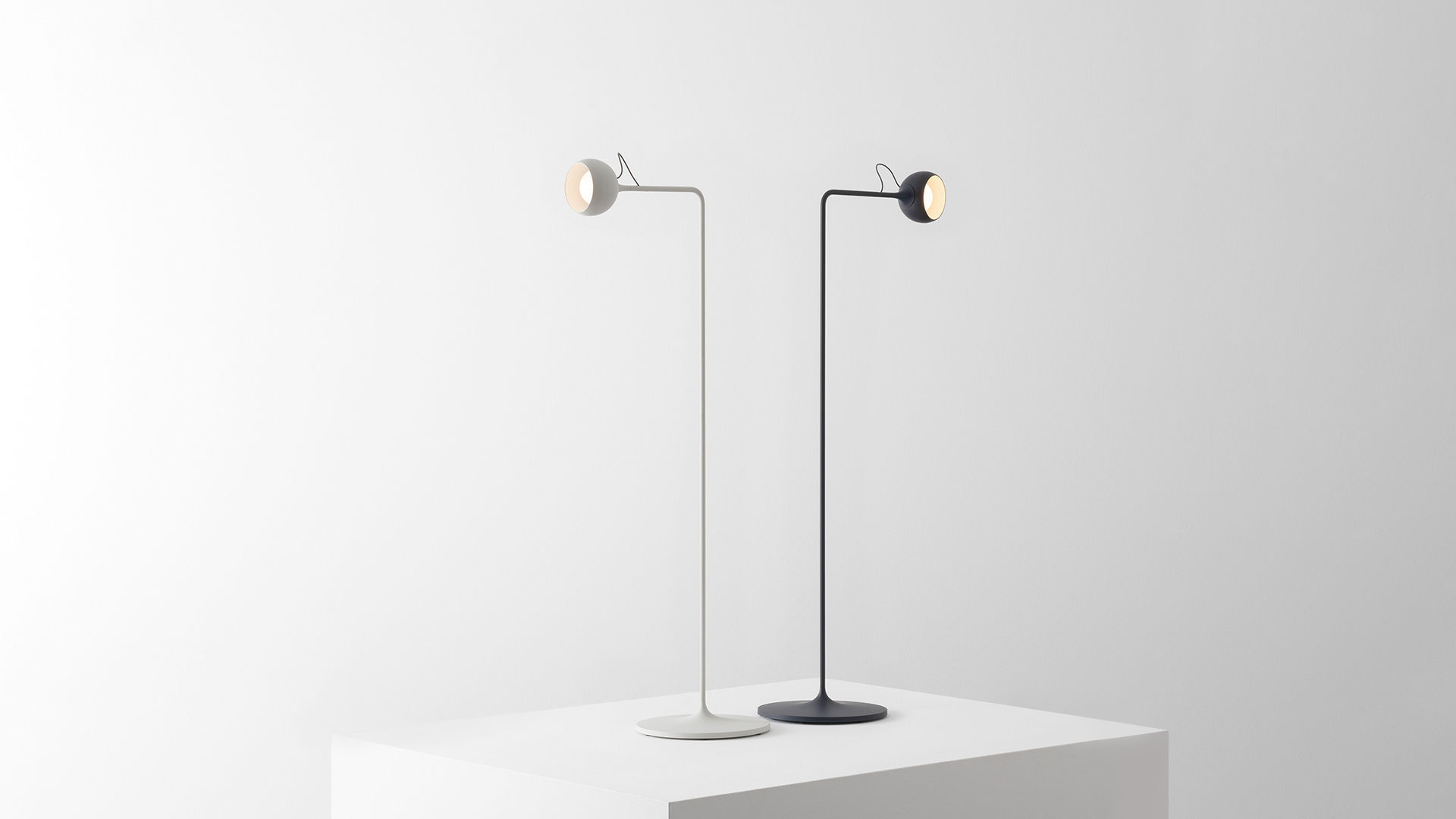 Aplique contemporáneo IXA - Artemide - Imagen 17