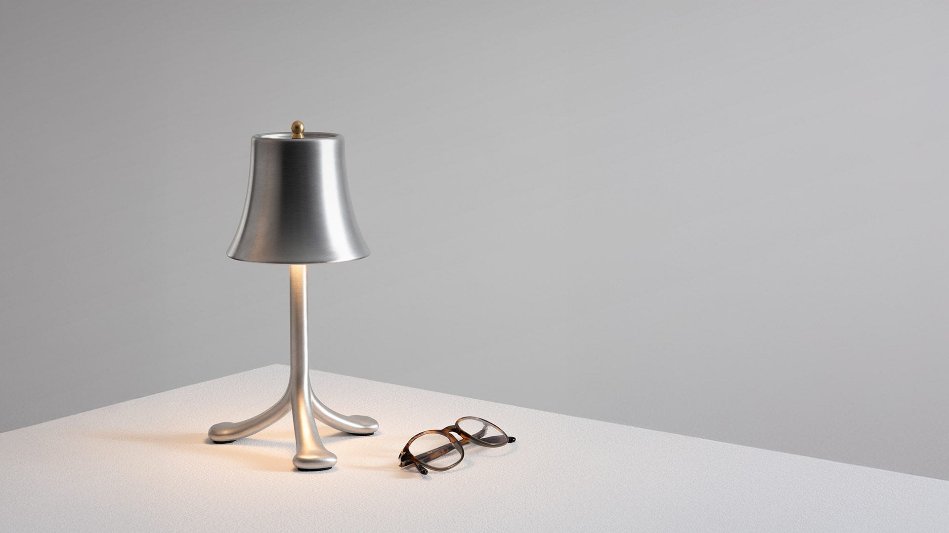 Lámpara de mesa TROIS ROIS - Artemide - Imagen 4